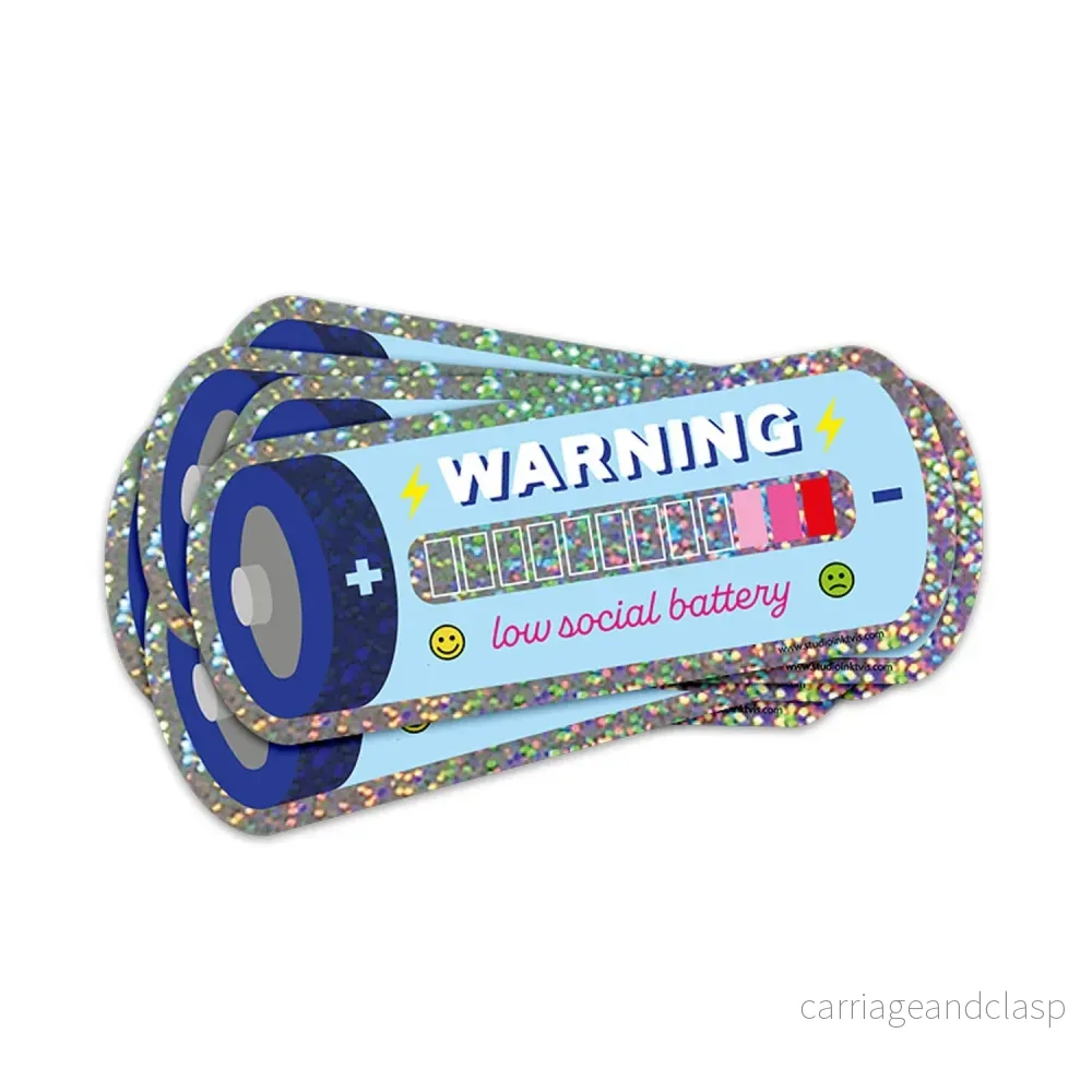Glitterklistermärke ”Warning, low social battery” – Glitterklistermärke ”Warning, low social battery” –
