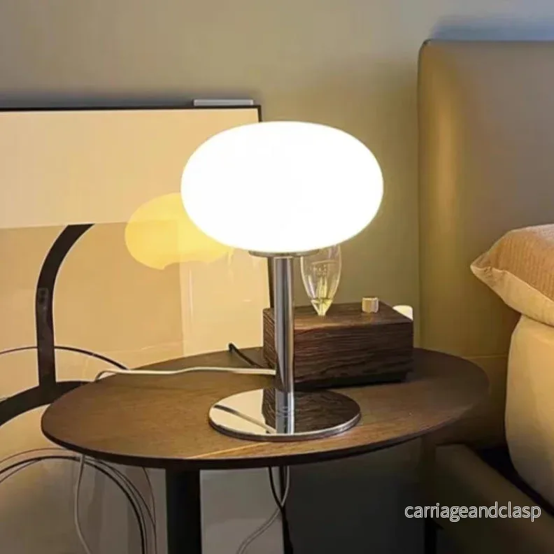 SérénitéMagique - Elegant Beige Table Lamp for Ambient Lighting Veska - Bild 3