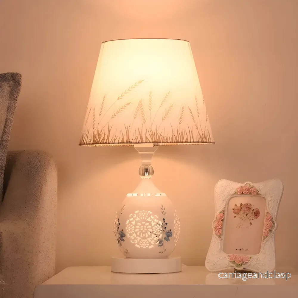 Veska | Lustrelia Crystal Optic Table Lamp | LED-belysning & Touch-funktion | Elegant Ljusspel | 220V | Plast - Bild 2