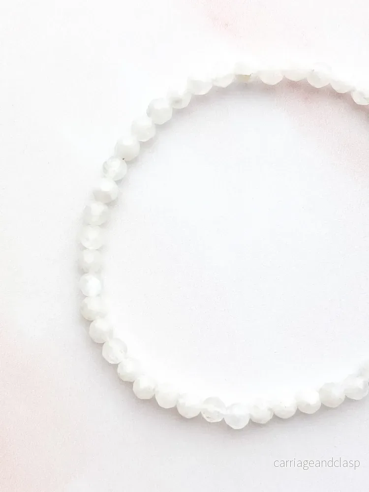 Rainbow Moonstone Armband (FACET)
