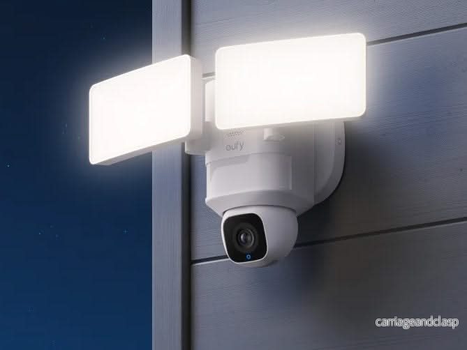 Eufy Floodlight Cam E30, WiFi Pan och Tilt-kamera med strålkastare - Bild 2