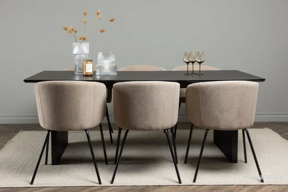 Berit & Vail Matgrupp Beige/Svart Berit & Vail Matgrupp Beige/Svart