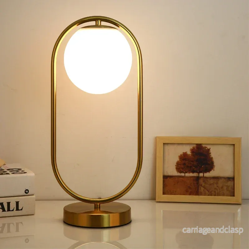 Nordisk LED bordslampa med glasboll – Minimalistisk design för vardagsrum och sovrum | Veska - Bild 2