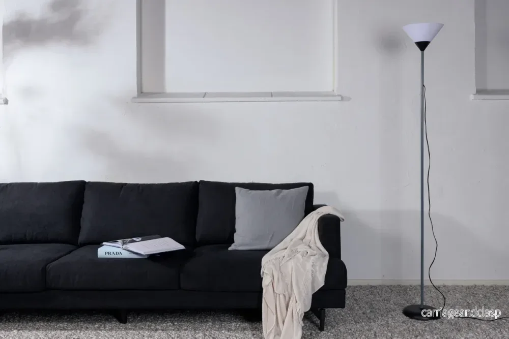 Batang Golvlampa Mörkgrå