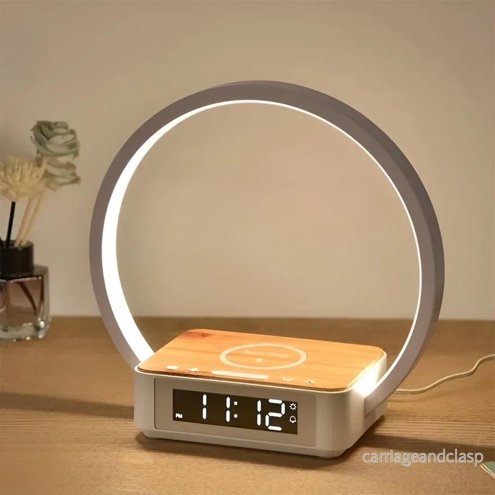 GlowMax 3-i-1 LED Bordslampa – Trådlös Laddare, Väckarklocka & Touchkontroll | Veska GlowMax 3-i-1 LED Bordslampa – Trådlös Laddare, Väckarklocka & Touchkontroll | Veska